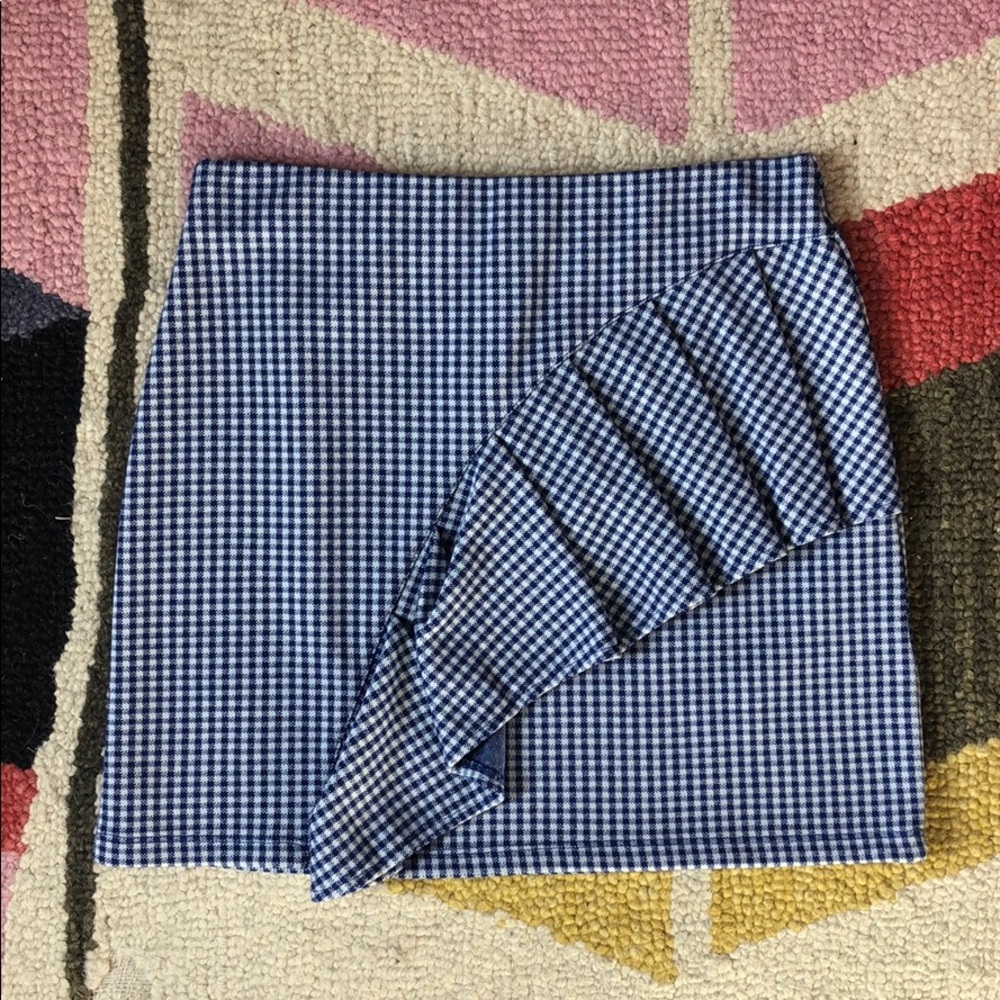 Blue checkered ruffle skirt